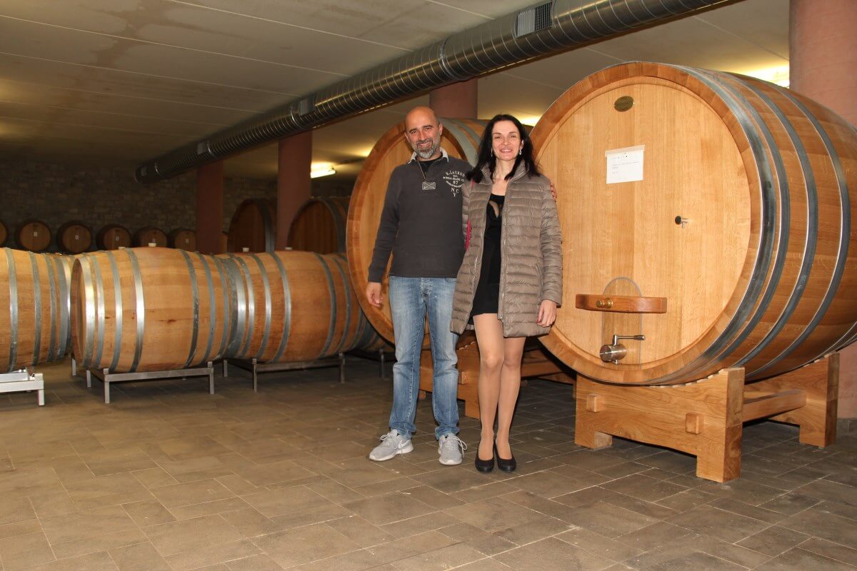 Dans les chais Pira, Gianpaolo et Améllie
