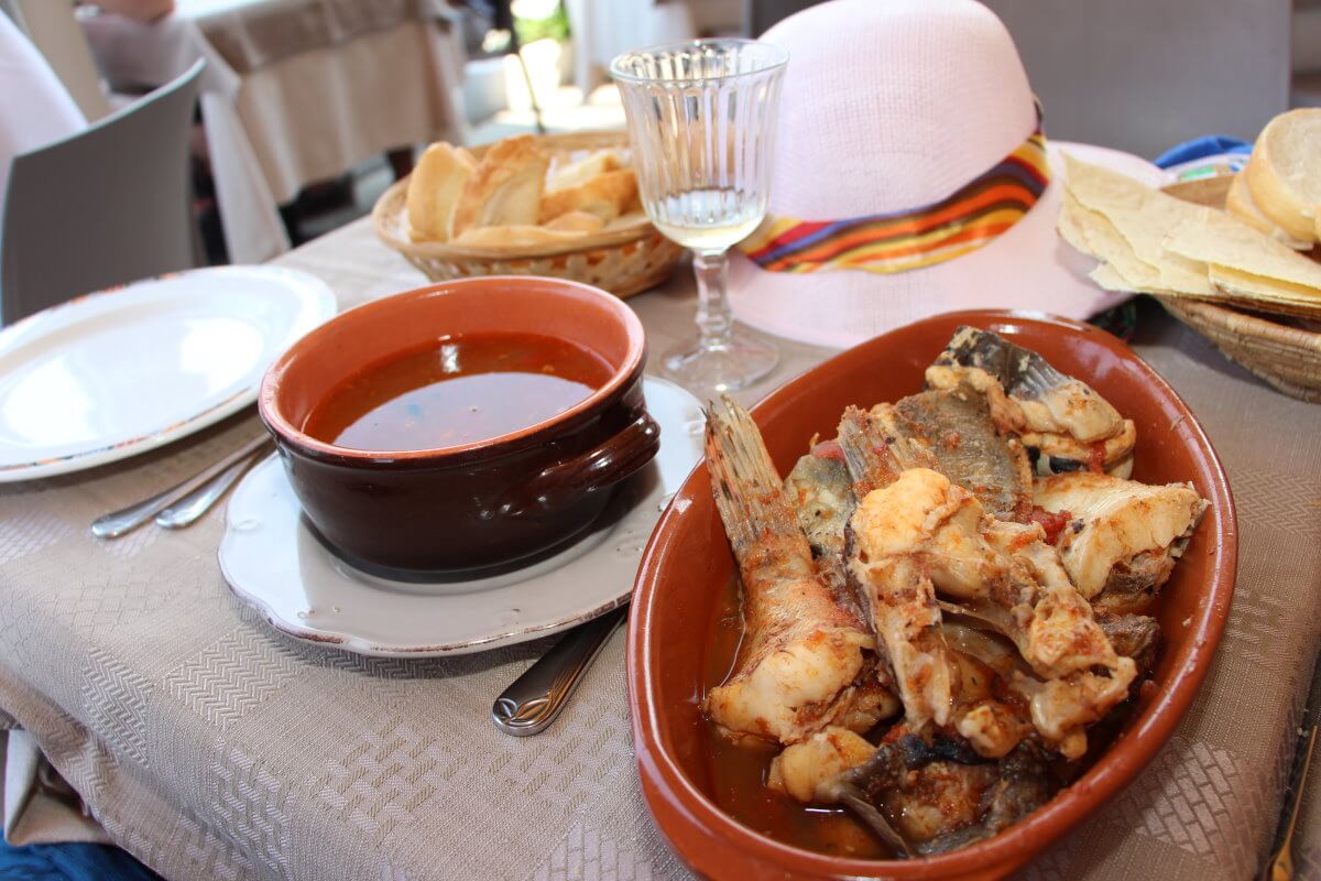 Italie, Sardaigne, Castelsardo, Niccolo Pinna, zuppa di pesce.